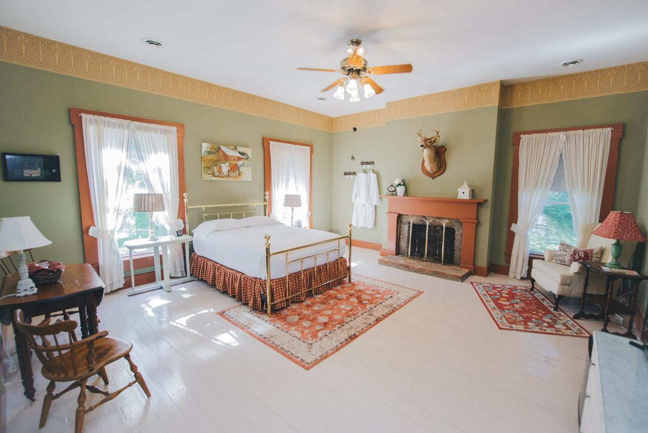 Old Caledonian Bed & Breakfast Luaran gambar