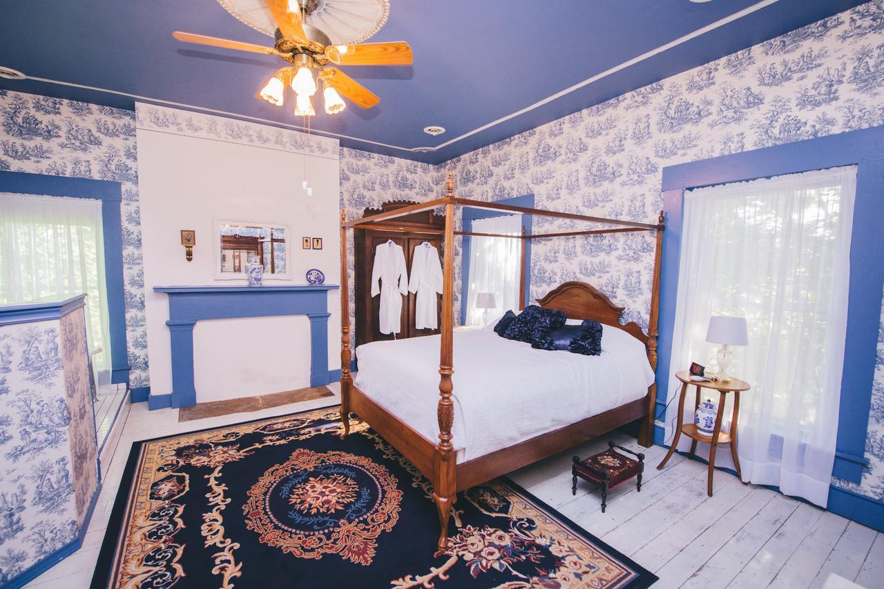 Old Caledonian Bed & Breakfast Luaran gambar