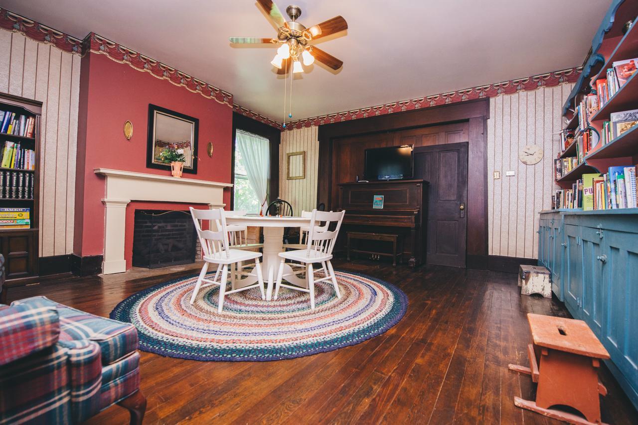 Old Caledonian Bed & Breakfast Luaran gambar