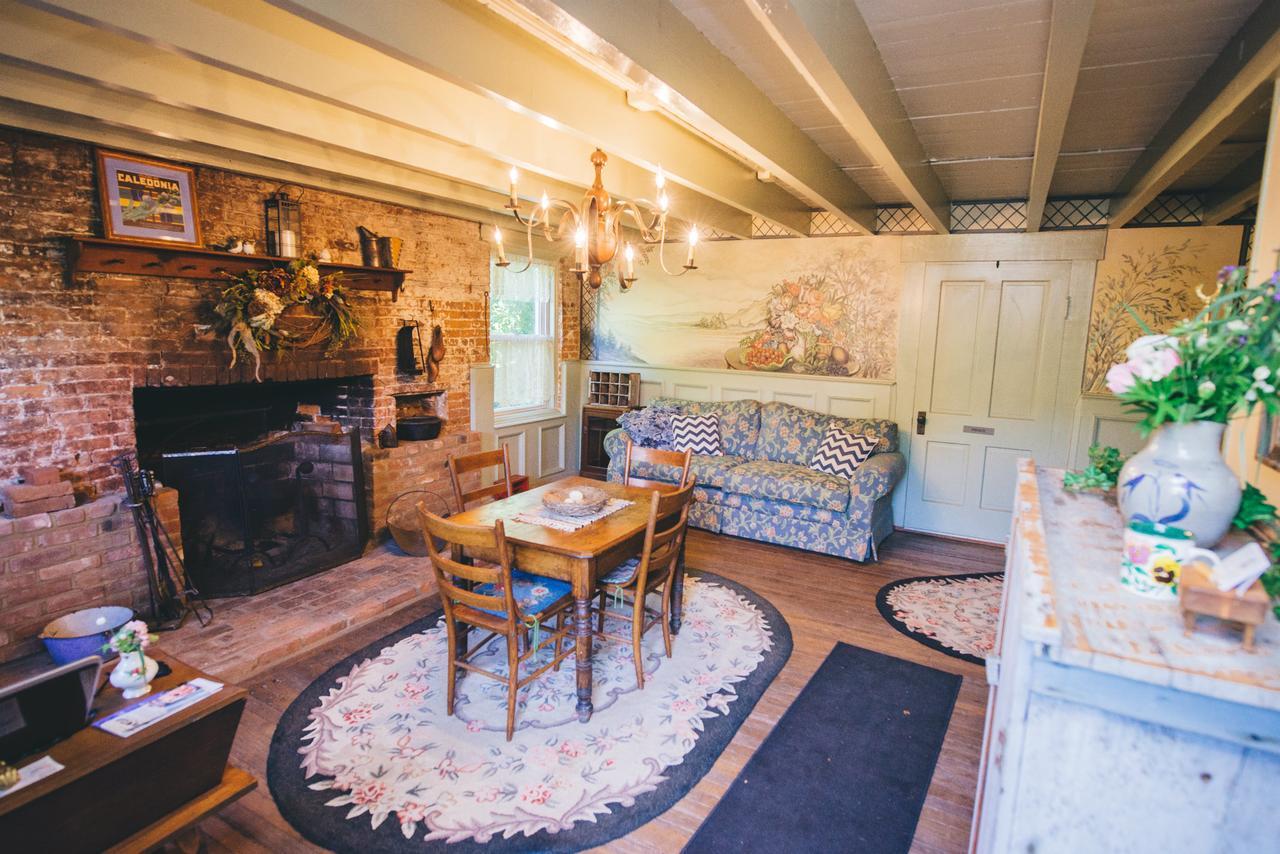 Old Caledonian Bed & Breakfast Luaran gambar