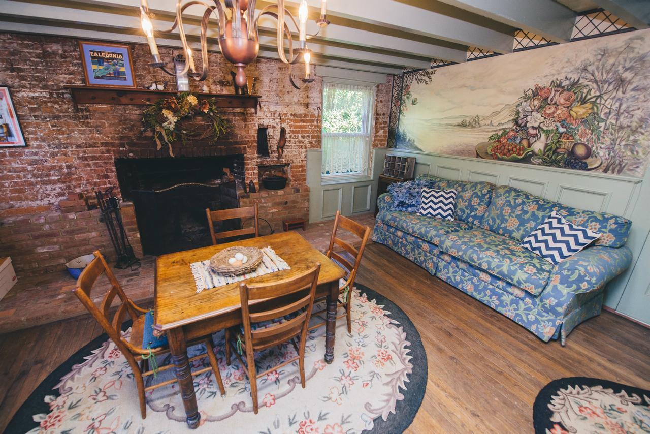 Old Caledonian Bed & Breakfast Luaran gambar