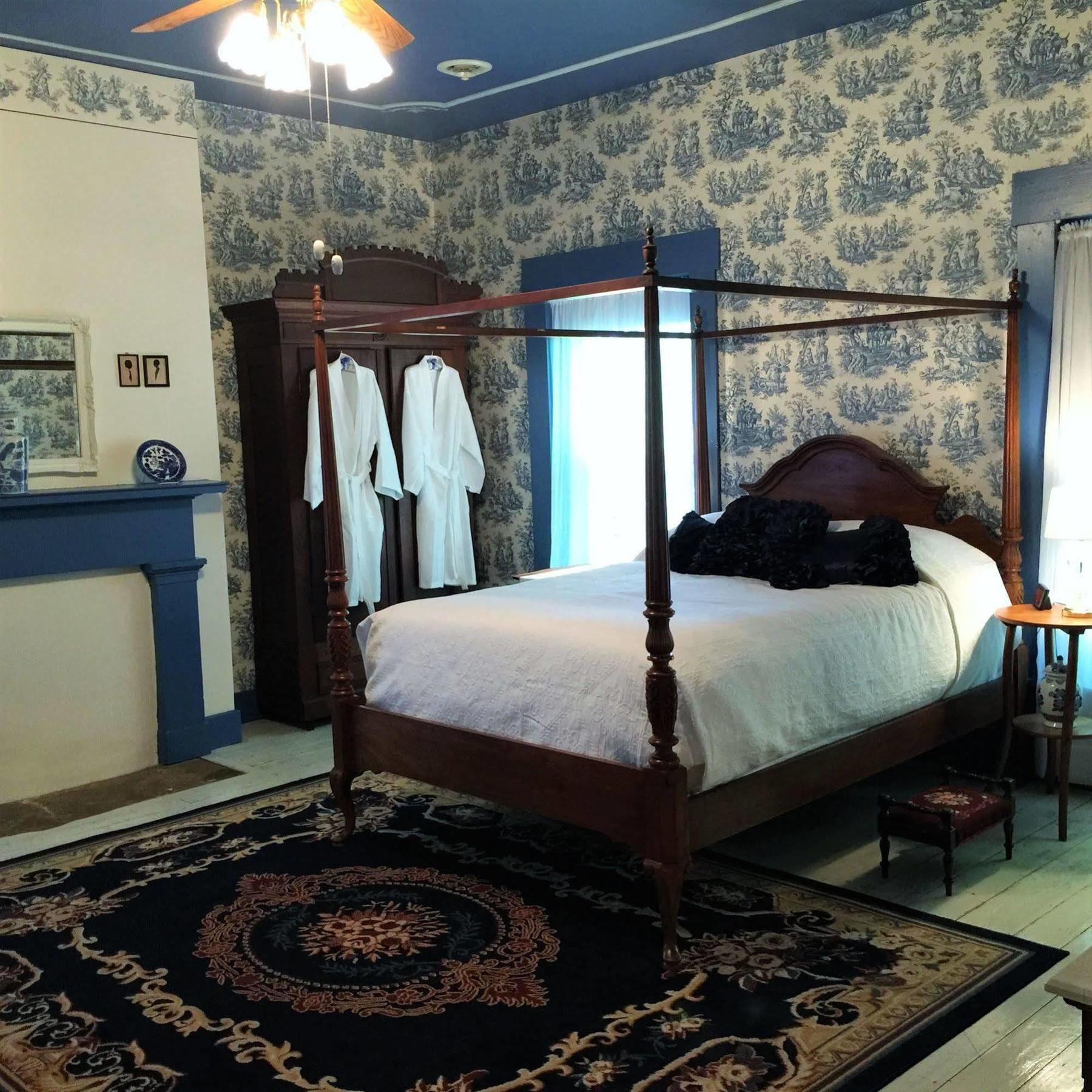 Old Caledonian Bed & Breakfast Luaran gambar