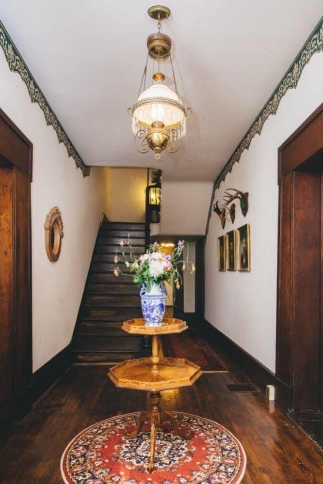 Old Caledonian Bed & Breakfast Luaran gambar